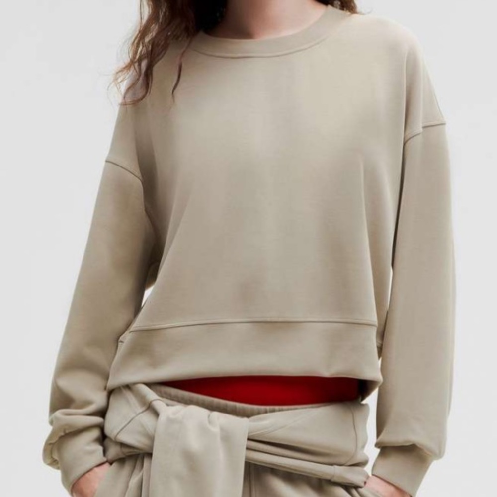 EUC Lululemon Softstreme Perfectly Oversized Cropped Crew
